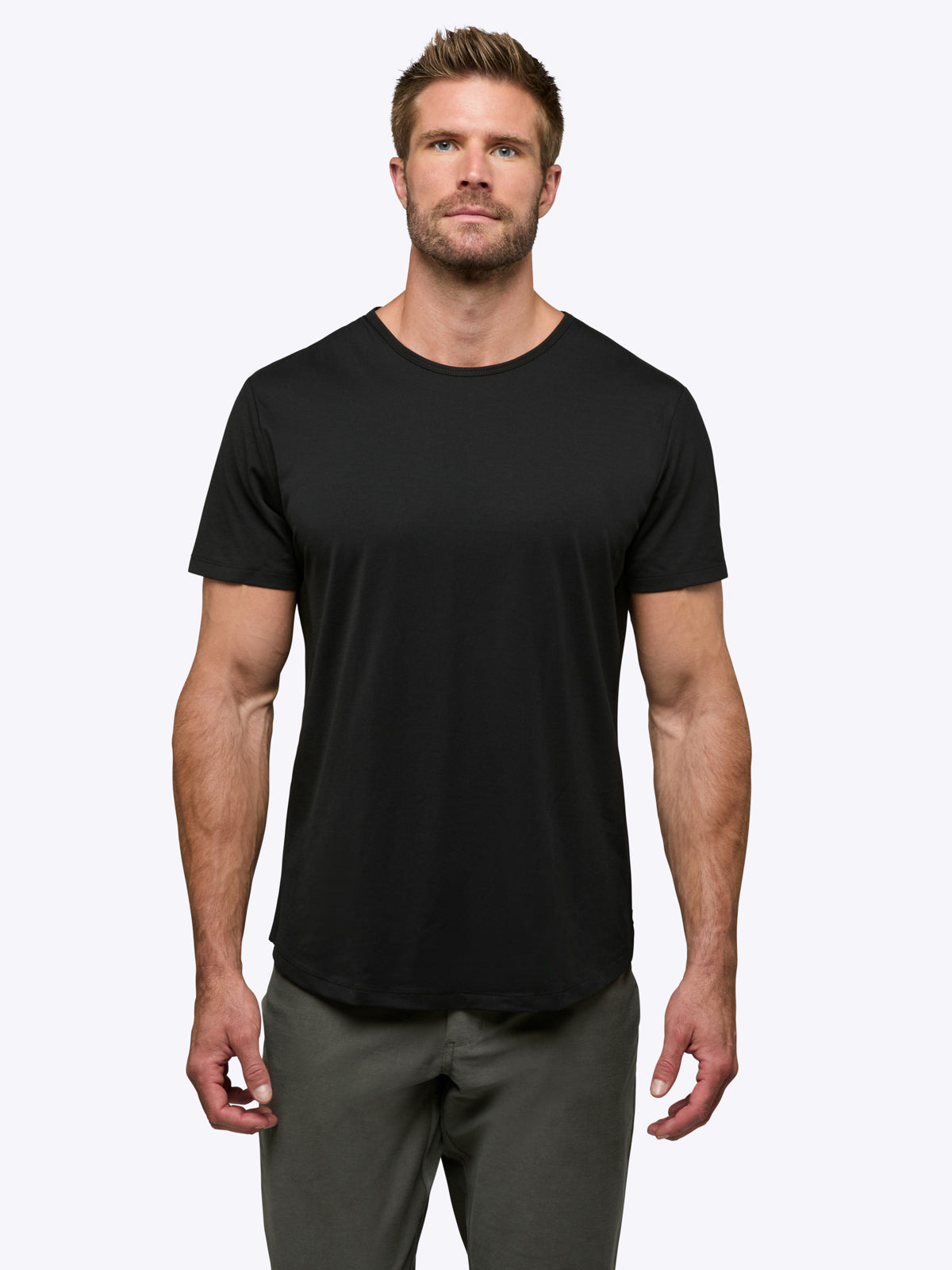 AO Curve-Hem Tee | Black Signature-fit PYCA Pro®