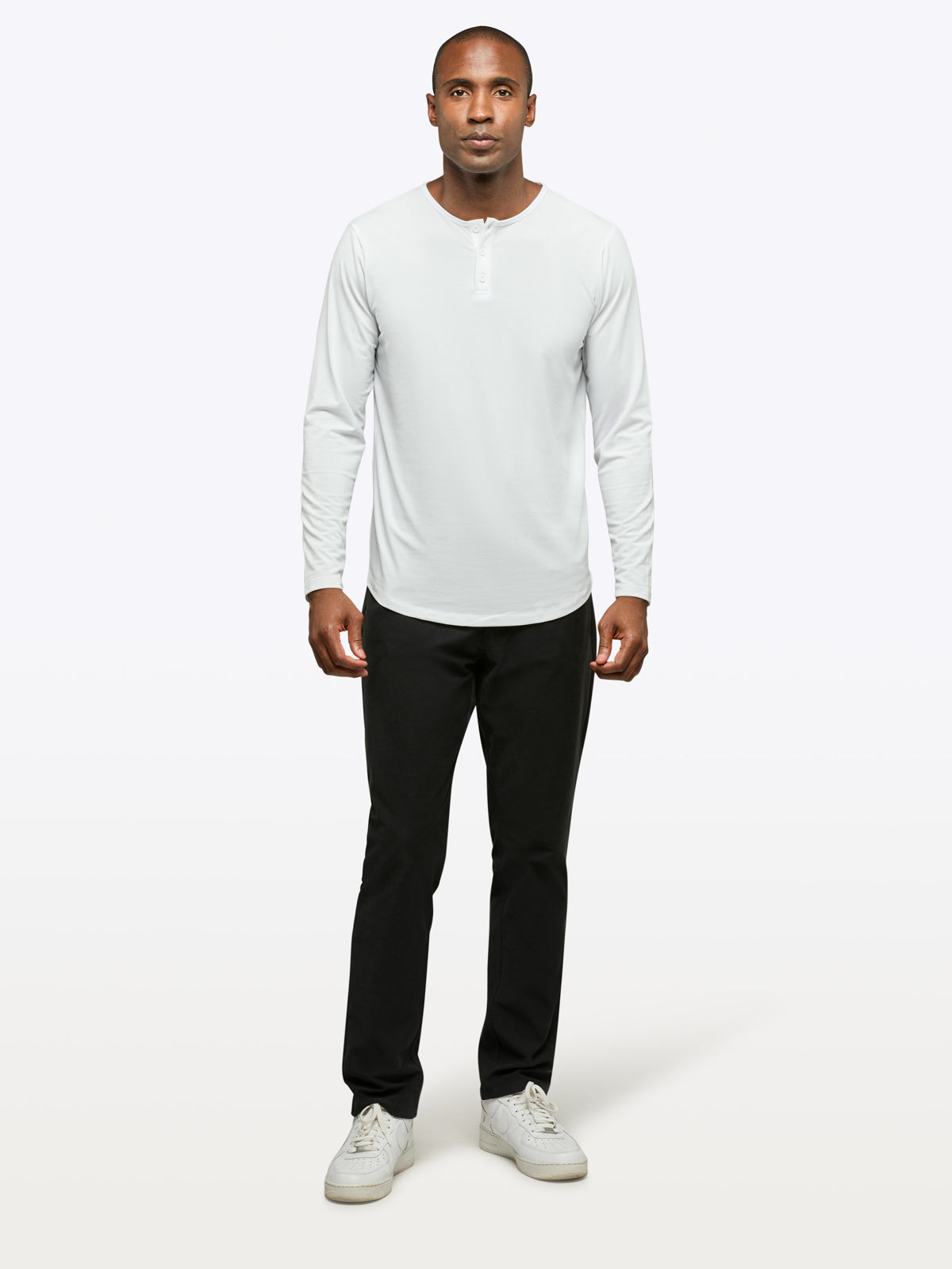 AO Long Sleeve Henley Curve-Hem | White Signature-fit PYCA Pro®