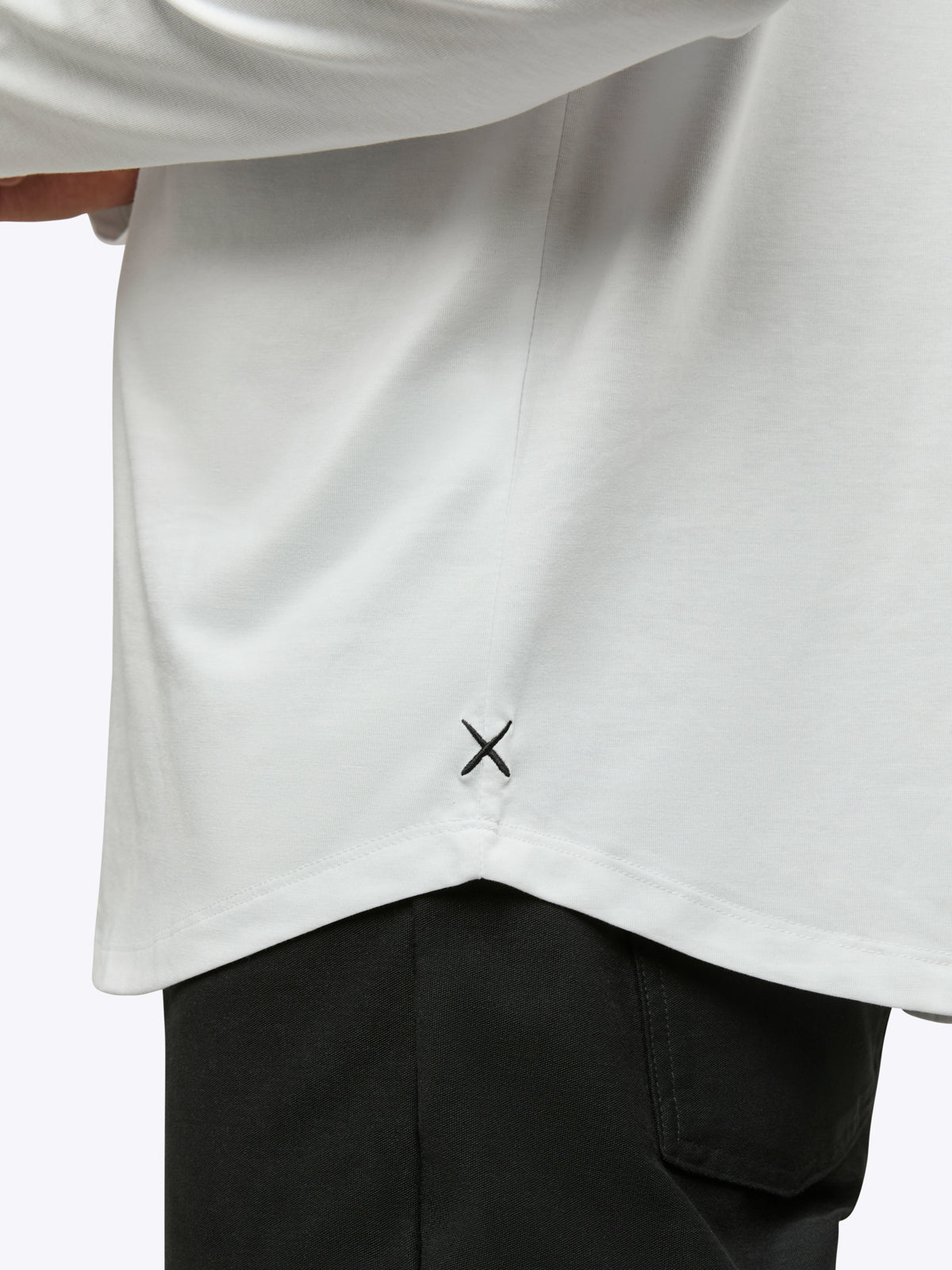 AO Long Sleeve Henley Curve-Hem | White Signature-fit PYCA Pro®